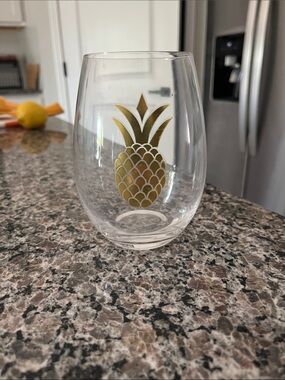 Stemless Wine Glass with Gold Pineapple